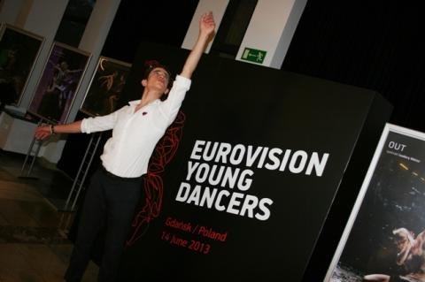 Gdansk Mayor receives participants of "Eurovision Young Dancers 2013"