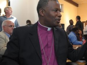 Mandela's health: Archbishop in 'peaceful end' prayer