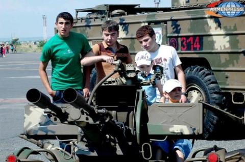 в Гюмри состоится церемония открытия Евразийского молодёжного военно-патриотического лагеря «Будущее заложено в настоящем»