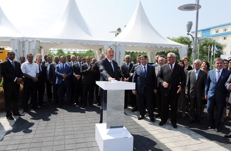 Իլհամ Ալիևն ադրբեջանական քաղաքում կոյուղու բացումը համարել է պատմական իրադարձություն  