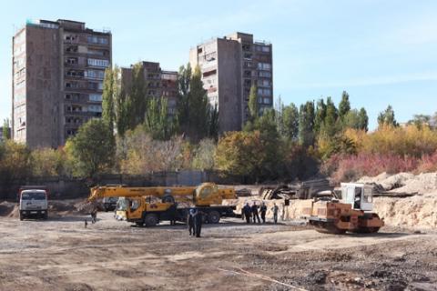 Комплекс по производству изотопов онкологического центра  будет отправлен в Армению осенью