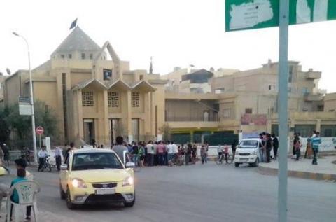 Rakka Islamists placed their flag instead of cross on Armenian Church