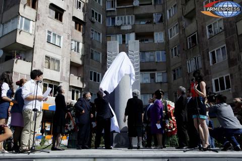 Gourgen Margaryan's monument opens in Yerevan