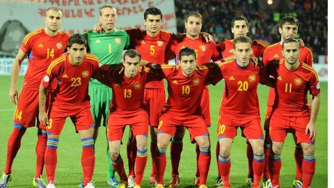 Armenian national squad arrives in Italy