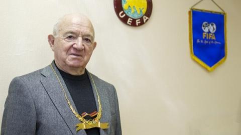 Nikita Simonyan receives Order of Armenia’s National Olympic Committee