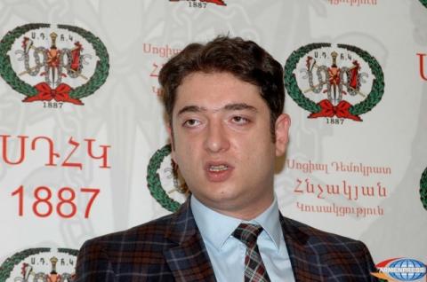 Новоизбранный председатель  СДПА Гнчакян готов бороться за гражданина Армении