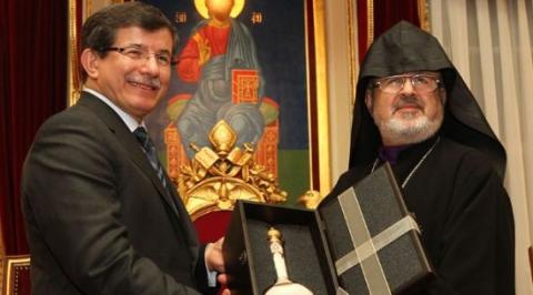 Davutoğlu meets with Acting Armenian Patriarch of Constantinople