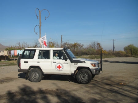 ICRC negotiates with Azerbaijani authorities to visit 77-year old Armenian hostage