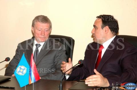 Secretary of Armenia's National Security Service to discuss situation on border with CSTO Secretary General