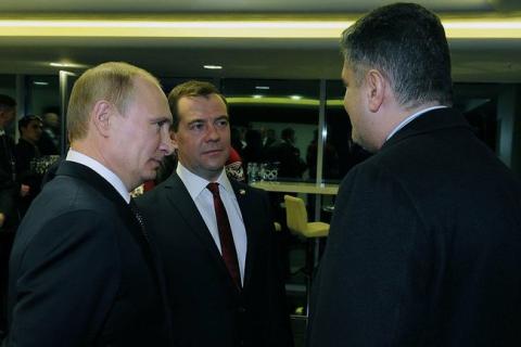 Armenia's PM has conversation with Vladimir Putin in Sochi