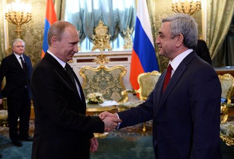 Президент Армении в Москве встретился с президентом РФ