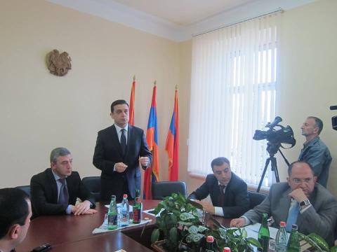 Արմեն Մուրադյանը ծանոթացել է Լոռիում գործող բուժհաստատությունների պայմաններին 