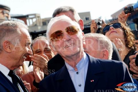 Charles Aznavour will present concert in Warsaw