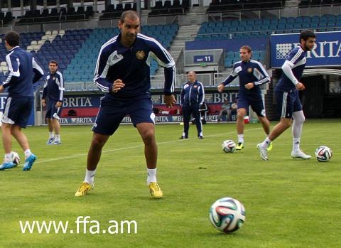 Armenian national football team got prepared for match with Germany at Wiesbaden stadium