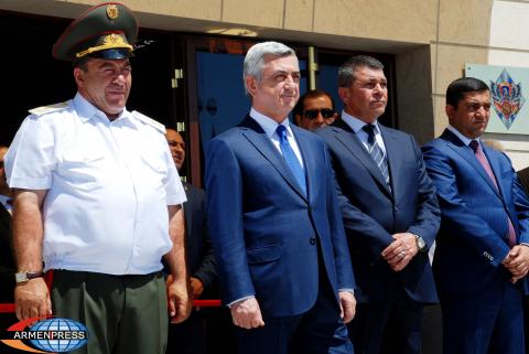 Armenia’s President visits new administrative building of Police troops