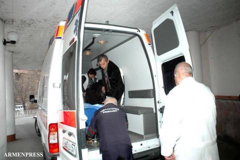 Վանաձոր-Ալավերդի ճանապարհին «ՎԱԶ-2121»-ի և «Մերսեդես Բենց»-ի բախումից 4 մարդ է տուժել 