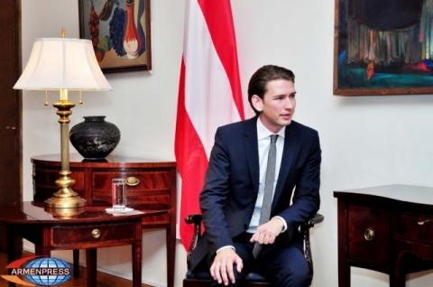 Austrian FM visits Austrian library of Yerevan Brusov State University of Languages and Social Sciences