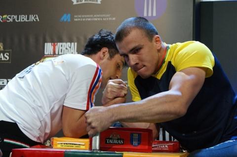 Armenian wins world champion’s title in armwrestling