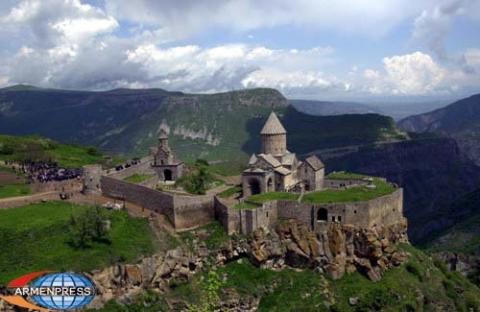 Armenia's "open skies" policy and tourist attractiveness presented in US