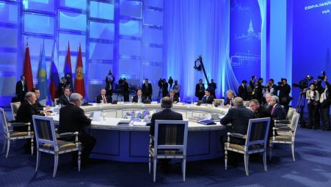 В правительстве одобрили законопроект о присоединении Армении к ЕАЭС