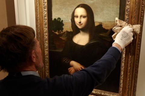 Was the Mona Lisa actually a portrait of Da Vinci's CHINESE mother? Author says she was slave