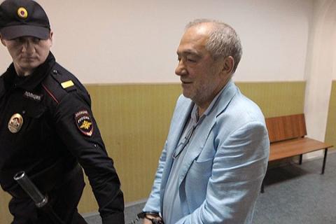 Levon Hayrapetyan to be under house arrest until 19 April 2015
