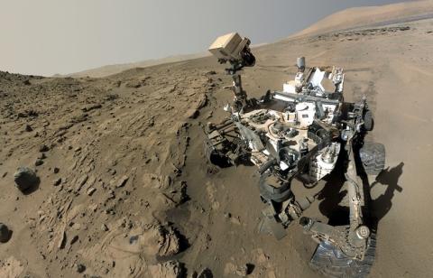 NASA: Curiosity нашел на Марсе следы метана