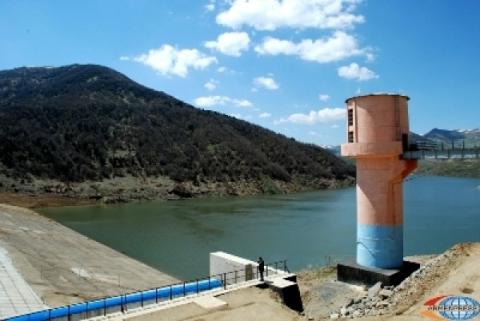 В Араратской области Армении впервые была использована вода из водохранилища «Азат» 