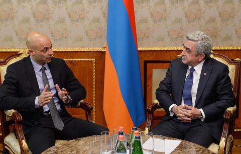 Serzh Sargsyan and James Appathurai underscored regular development of Armenia-NATO relations