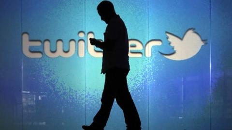 Twitter сократил убыток в четыре раза 