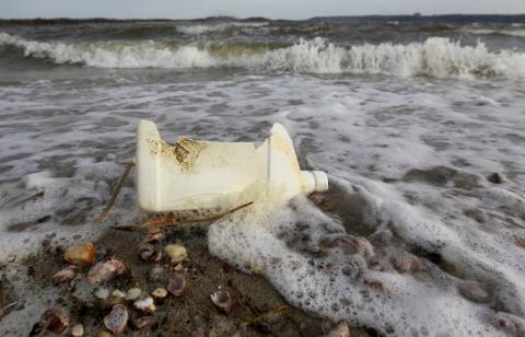 Annually 8 million tons of plastic enters Open Ocean: scientists