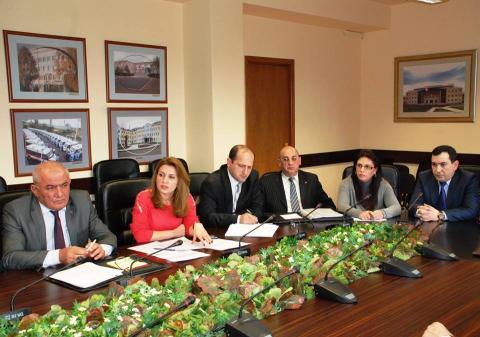 Արմեն Մուրադյանի գլխավորությամբ քննարկվել են հոգեբուժական ծառայության խնդիրները 
