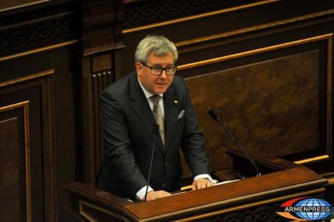 Вице-президент Европарламента на армянском языке поговорил о 100-летии Геноцида армян