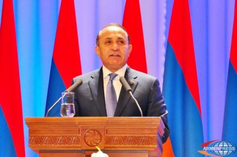 Памятники павшим в Великой Отечественной войне - это наши святыни: премьер-министр Армении (полная версия)