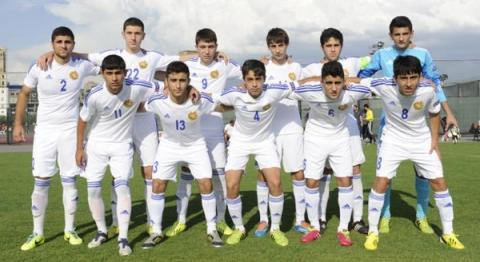 Armenian U-17 team starts training campaign