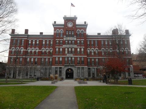Armenian music to sound at Clark University