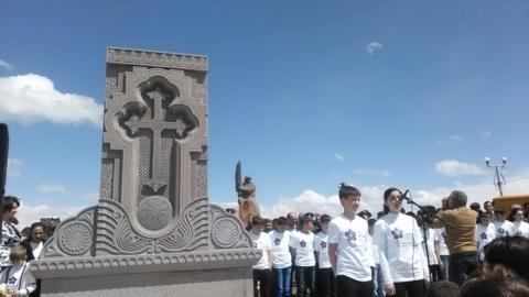 Նորատուսում օծվեց Ցեղասպանության զոհերի հիշատակին նվիրված հուշարձան-խաչքար