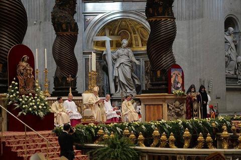 Argentine-Armenians have warm relations with Pope Francis