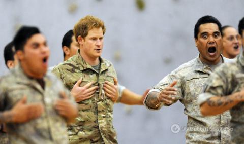 Prince Harry learns Maori haka