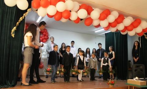 Կապանցի շրջանավարտների երազանքները՝ վառվող կանթեղներում