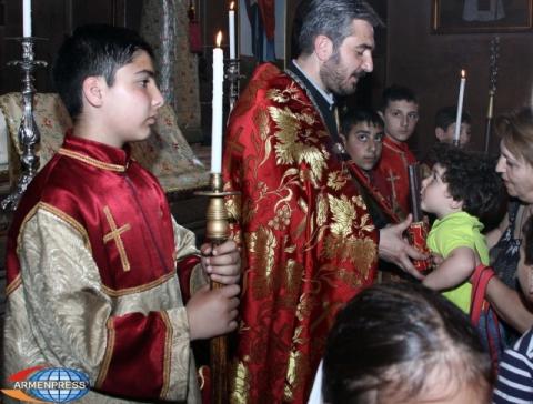 Թող չտխրեն մանուկները ու չլինեն անտուն. եկեղեցիներում կատարվեց մանուկների օրհնության կարգ
