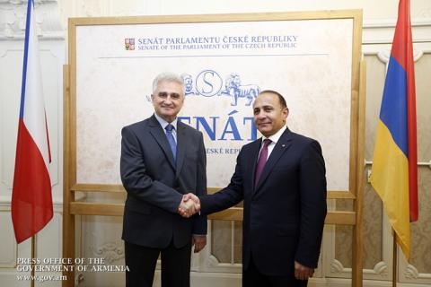 Armenia's PM meets Czech Senate President