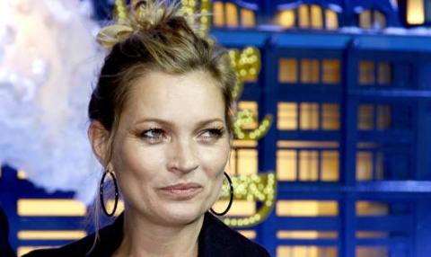 Kate Moss escorted off flight 'for being disruptive'