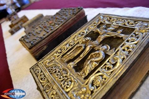 200  армянских рукописей в металлическом переплете получили вторую жизнь благодаря  немецким специалистам