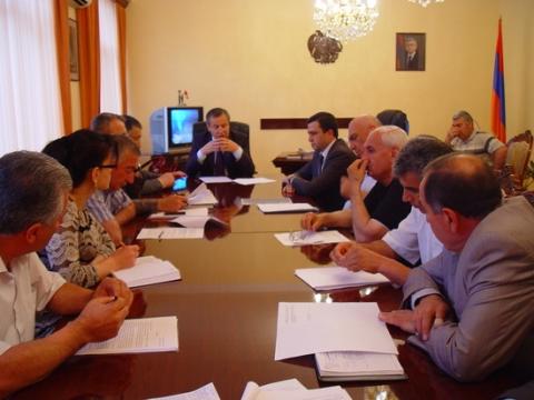 Գեղարքունիքի մարզպետի մոտ քննարկվեցին  համայնքներում բարձրացված հիմնահարցերի ուսումնասիրության արդյունքները