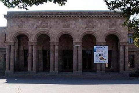 Արտաշատի թատրոնը մեկ ամսում ունեցել է 3000 հանդիսատես 