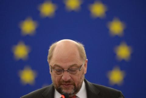 СМИ: глава Европарламента выступает за сохранение Греции в зоне евро