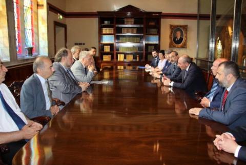Bako Sahakyan meets members of traditional Armenian parties in London