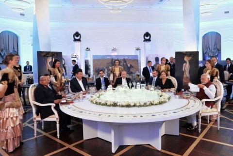 Лидеры БРИКС, ШОС и ЕАЭС собрались на общую встречу