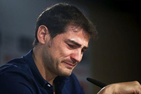 Casillas breaks down in tears at his farewell press conference ahead of Porto move